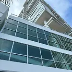 Modern 2 Story Penthouse, With Pool, Spa & Beach