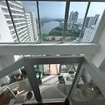 Modern 2 Story Penthouse, With Pool, Spa & Beach