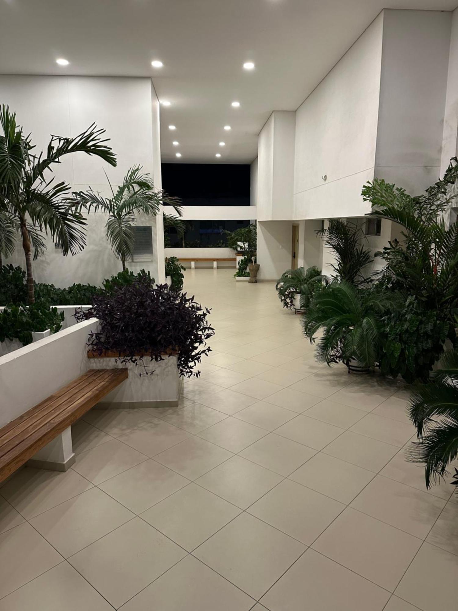 Modern 2 Story Penthouse, With Pool, & Apartamento *