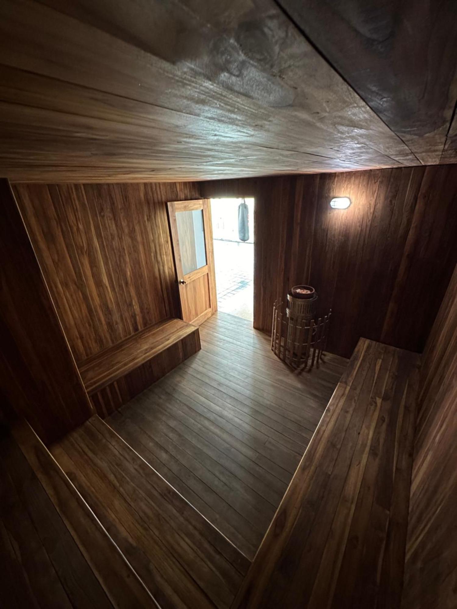 Apartamento Modern 2 Story Penthouse, With Pool, & *